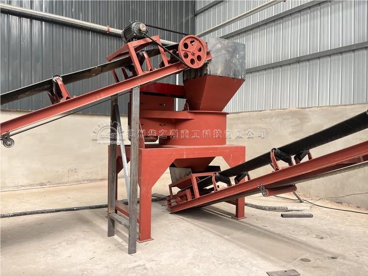 有機(jī)肥粉碎機(jī)多少錢(qián)一臺(tái)?