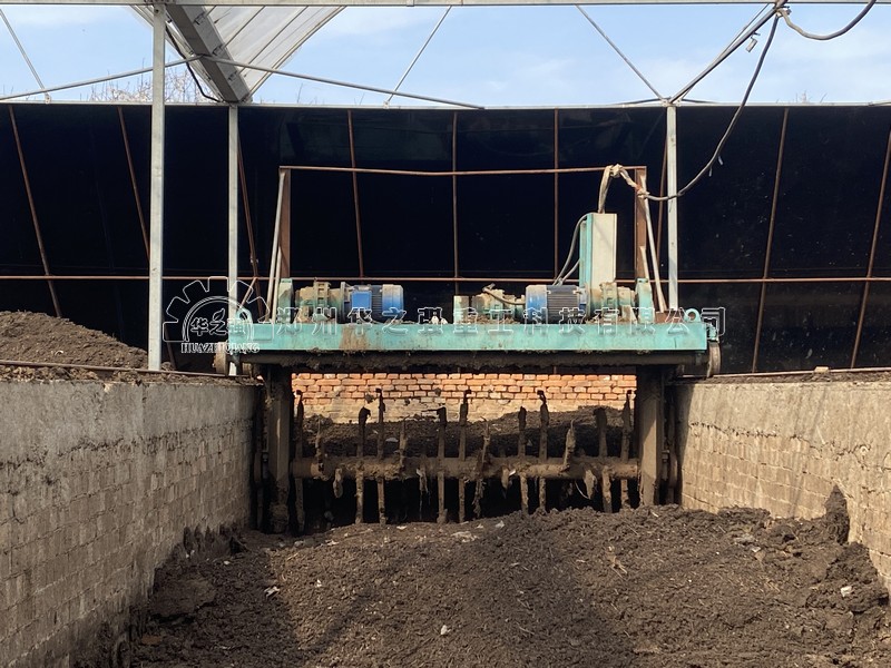 有機(jī)肥槽式翻拋機(jī)適用范圍？多少錢一臺(tái)？